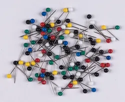 Szpilki Q-CONNECT, 4x20mm, w plastikowym pudełku, 100 szt., mix kolorów