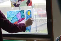 Taśma klejąca SCOTCH® Wall-Safe, bezpieczna dla ścian, na podajniku, 19mm, 16,5m, transparentna - 5