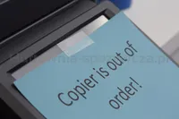 Taśma klejąca SCOTCH® Wall-Safe, bezpieczna dla ścian, na podajniku, 19mm, 16,5m, transparentna - 6