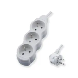 Przedłużacz 3 Gniazda Z Uziemieniem 3X1,5Mm? 1,5M