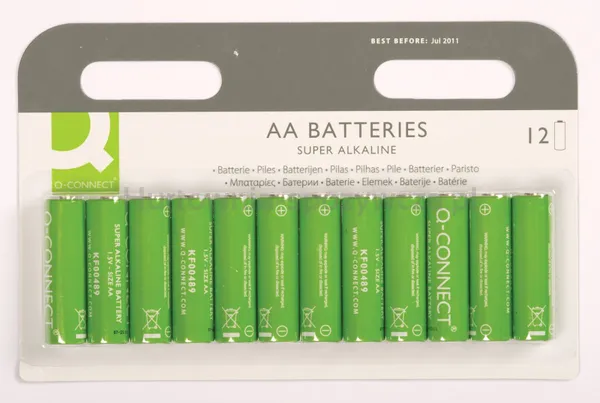 Q-Connect Baterie Super-Alkaliczne Aa, Lr06, 1,5V, 12Szt.