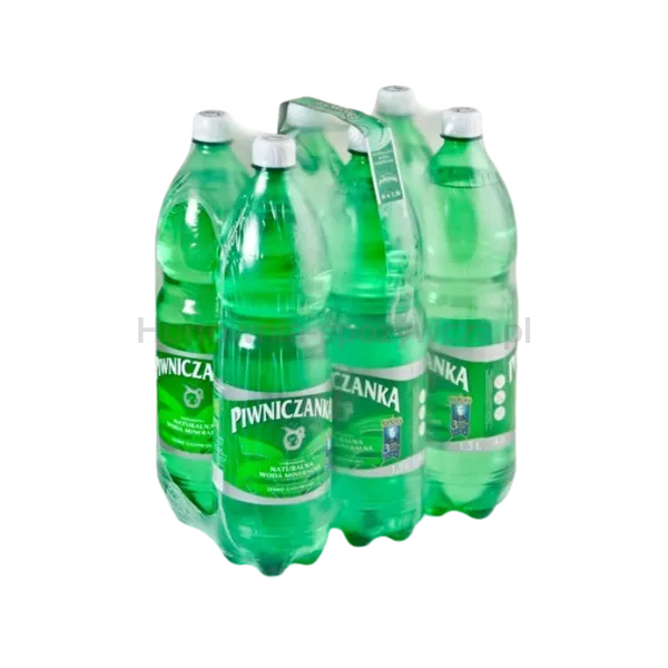 Woda Piwniczanka Średnionasycona Co2 1,5L