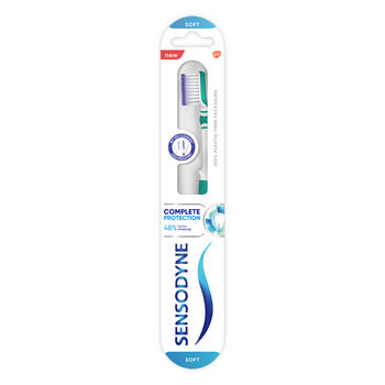 Sensodyne Complete Protection Soft delikatna szczoteczka z cienkim włosiem do nadwrażliwych zębów i elastyczną główką